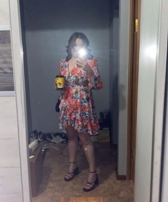 Живу в Москве, и у меня есть все условия для нашей незабываемой встречи. Нежная и страстная, я готова окунуться с тобой в мир наслаждения и сексуальных утех. Мои услуги включают классический секс, оральный секс, анальный секс, эротический массаж и многое другое. У меня отличные отзывы от предыдущих клиентов, и наши фото подтверждают мою красоту и сексуальность. Позвони мне и мы организуем встречу, которую ты никогда не забудешь. 😉💋 1740, 28 лет